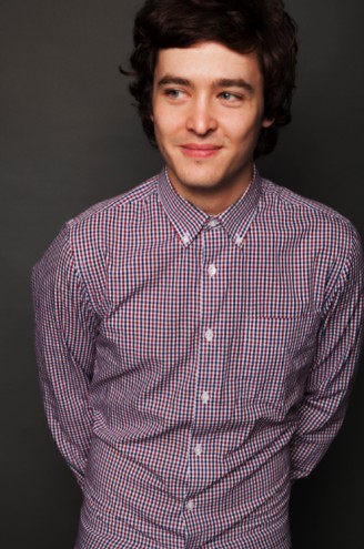 Alexander Vlahos Fotoğrafı