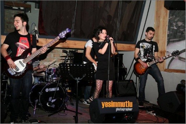 Grup Model Fotoğrafı