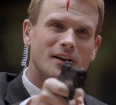 Gabriel Hogan fotoğrafı