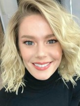 Burcu Biricik fotoğrafı