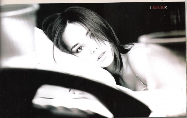 Camila Sodi Fotoğrafı