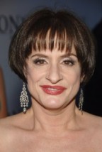 Patti LuPone fotoğrafı