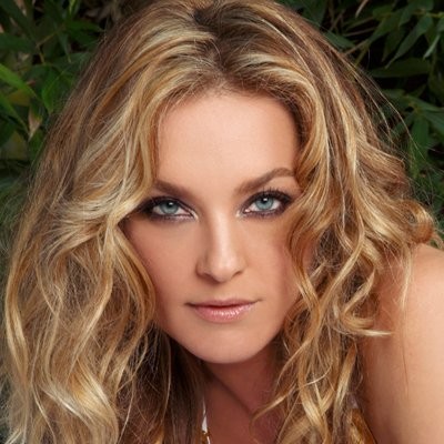 Elisabeth Röhm fotoğrafı