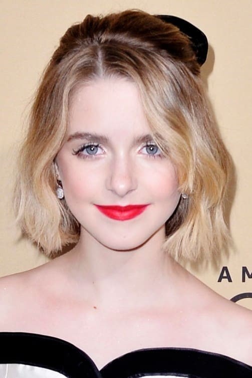 Mckenna Grace fotoğrafı