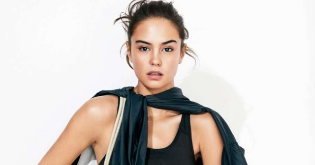 Courtney Eaton Fotoğrafı