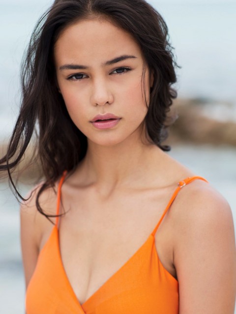 Courtney Eaton Fotoğrafı