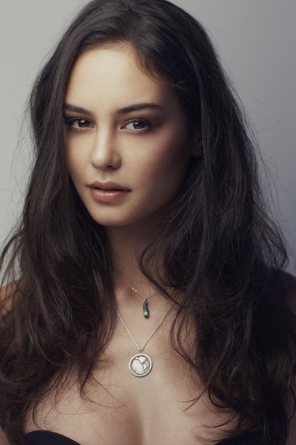 Courtney Eaton Fotoğrafı