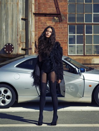 Courtney Eaton Fotoğrafı