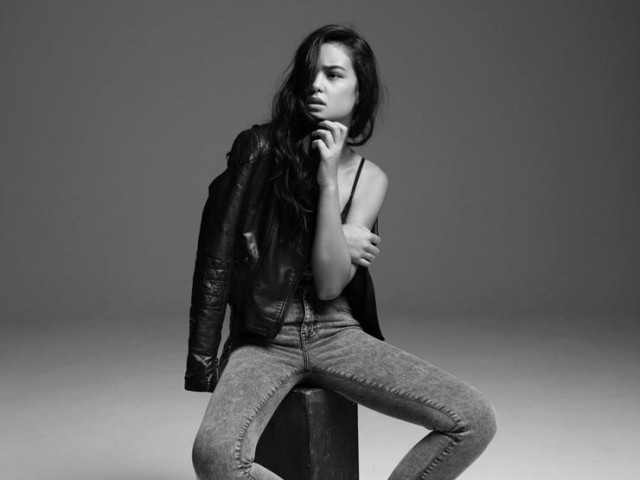 Courtney Eaton Fotoğrafı