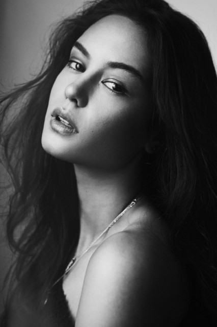 Courtney Eaton Fotoğrafı