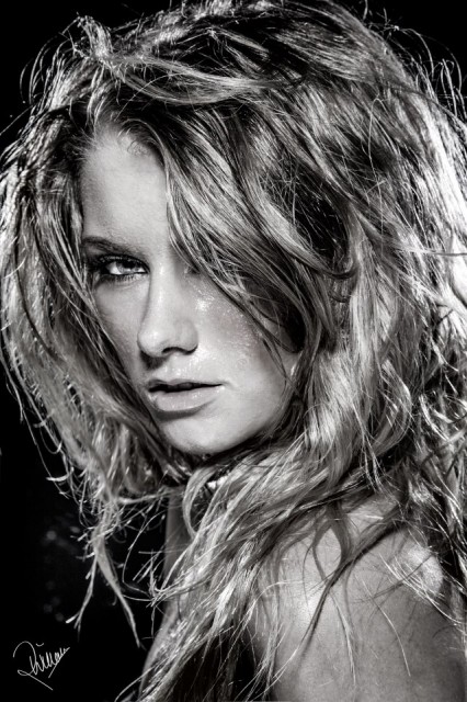 Alena Savostikova Fotoğrafı