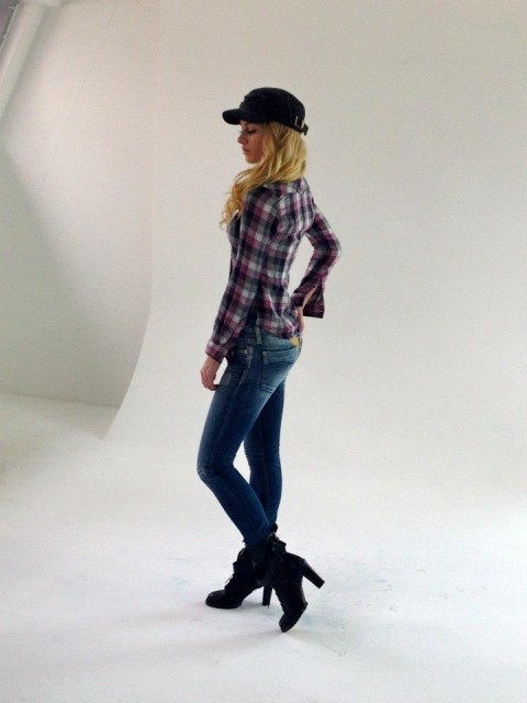 Alena Savostikova Fotoğrafı