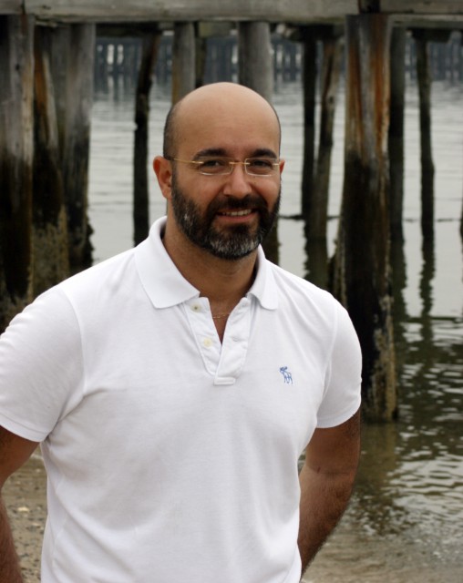 Caner Alper fotoğrafı