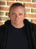 Dennis Lehane fotoğrafı