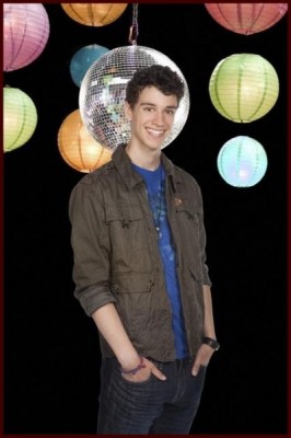 Adam DiMarco fotoğrafı