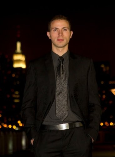 Russell West fotoğrafı