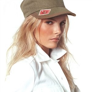 Nathalie Claire Cox fotoğrafı