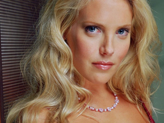 Mercedes McNab fotoğrafı