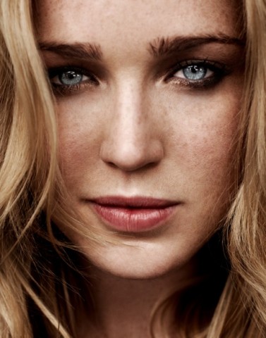 Caity Lotz fotoğrafı