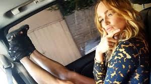 Caity Lotz Fotoğrafı