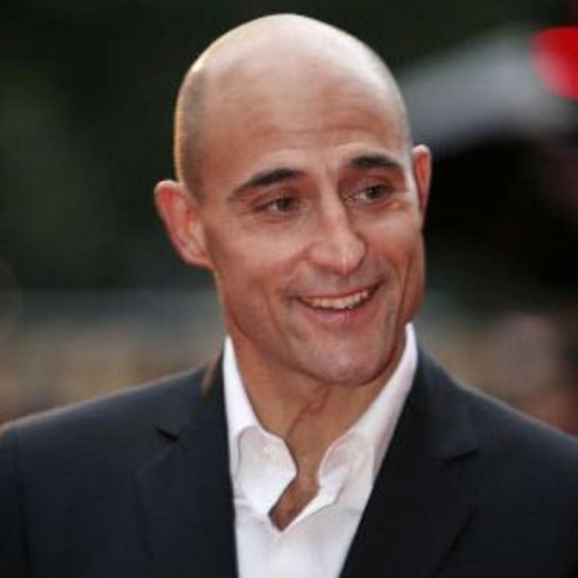 Mark Strong Fotoğrafı