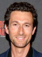 Aaron Lazar fotoğrafı