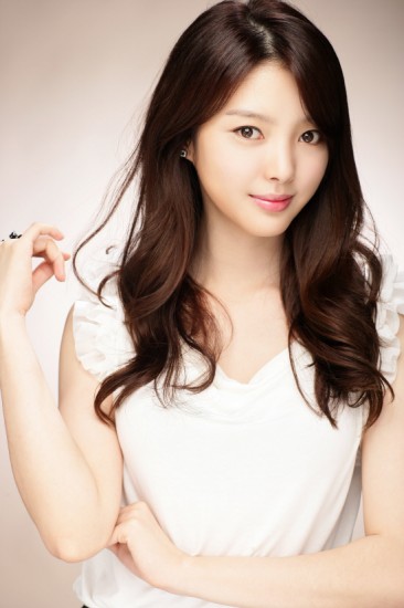 Uhm Hyun-kyung fotoğrafı