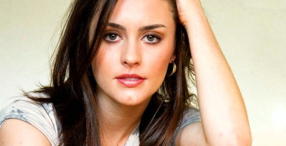 Kathryn McCormick Fotoğrafı