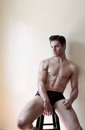 Ryan Anthony Guzman Fotoğrafı