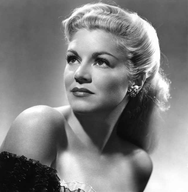 Claire Trevor fotoğrafı