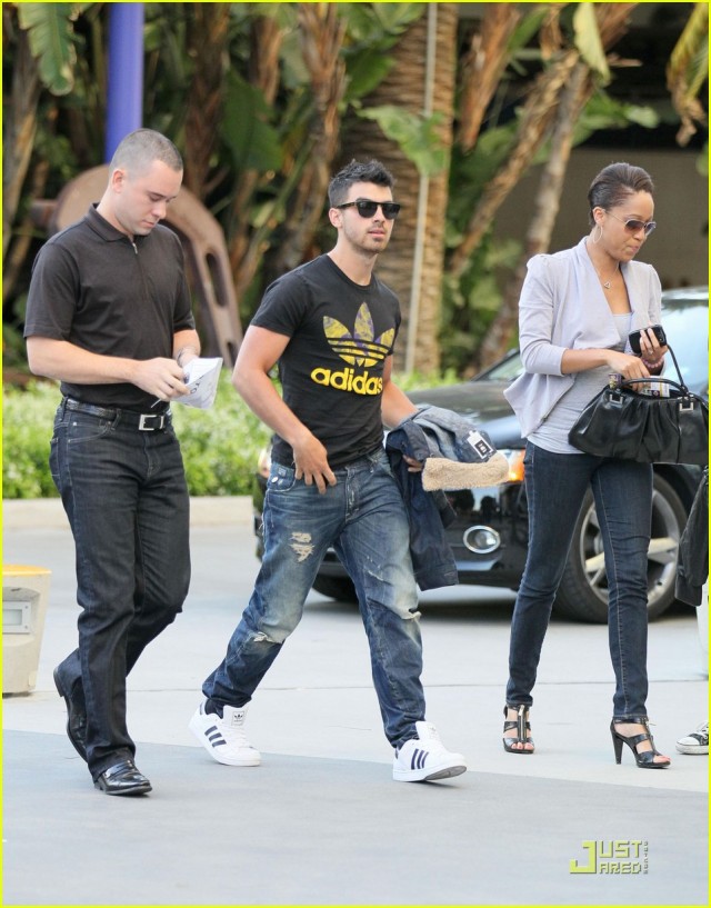 Joe Jonas Fotoğrafı