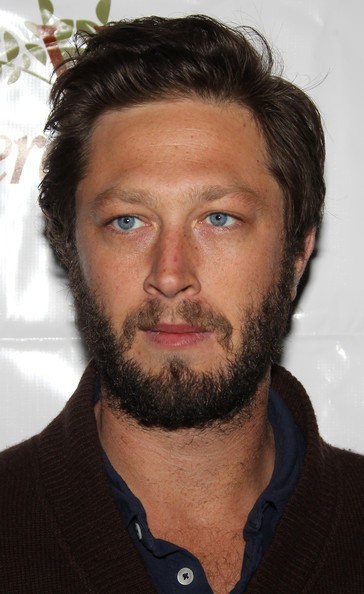 Ebon Moss-Bachrach fotoğrafı