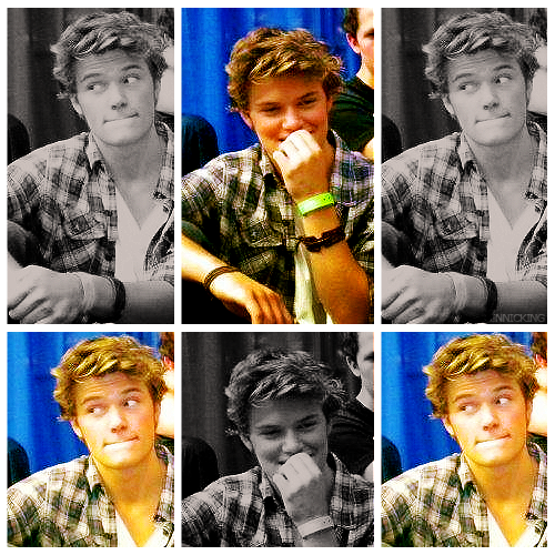 James Gaisford Fotoğrafı