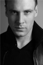 Nick Blood fotoğrafı