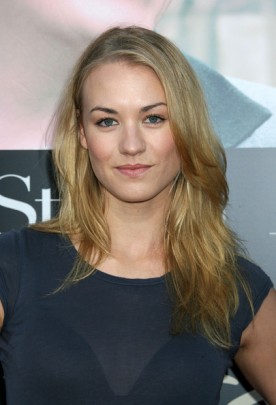 Yvonne Strahovski Fotoğrafı