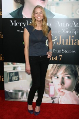 Yvonne Strahovski Fotoğrafı