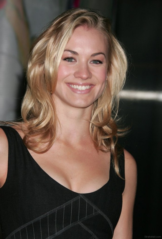 Yvonne Strahovski Fotoğrafı