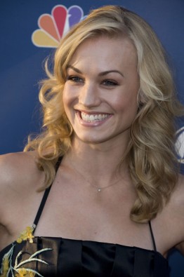 Yvonne Strahovski Fotoğrafı