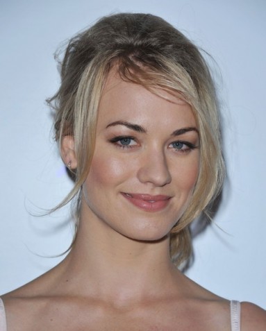 Yvonne Strahovski Fotoğrafı