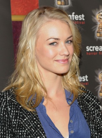 Yvonne Strahovski Fotoğrafı