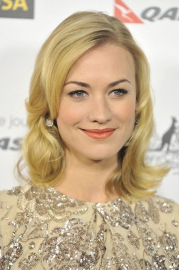 Yvonne Strahovski Fotoğrafı