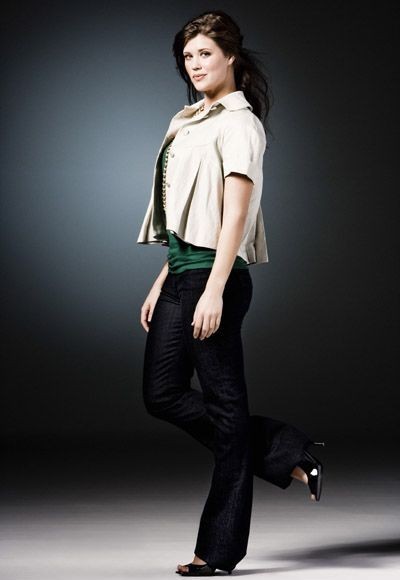 Sarah Lancaster fotoğrafı