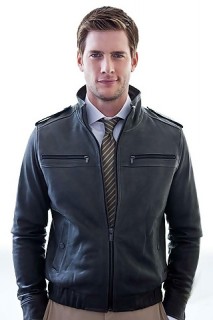 Ryan McPartlin fotoğrafı