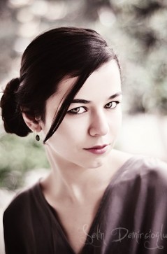 Gözde Duru Fotoğrafı