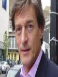 Nigel Havers fotoğrafı