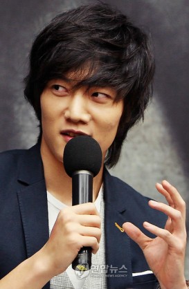 Choi Jin-Hyuk Fotoğrafı