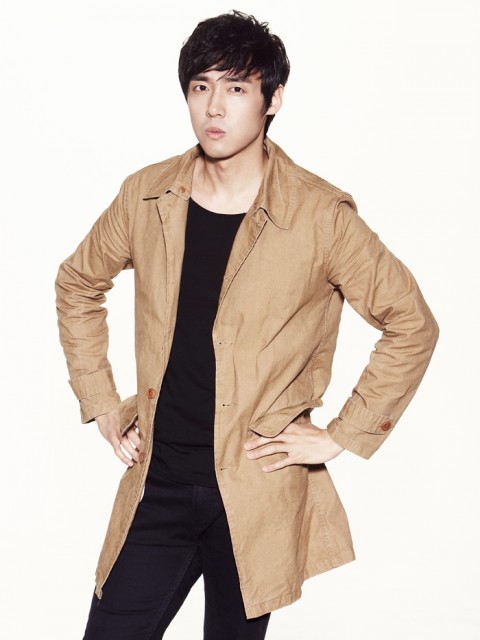 Lee Jae-woo Fotoğrafı