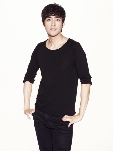 Lee Jae-woo Fotoğrafı