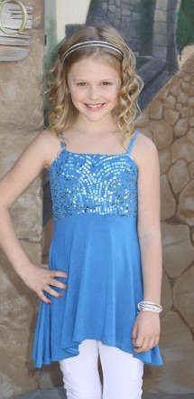 Emily Alyn Lind Fotoğrafı