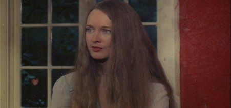 Camille Keaton fotoğrafı